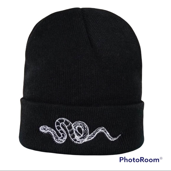 Men’s / Unisex Serpent Snake Black Beanie Hat - Picture 3 of 4